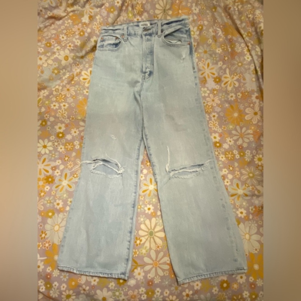 Light Blue Distressed Women's Jeans pistols size 30